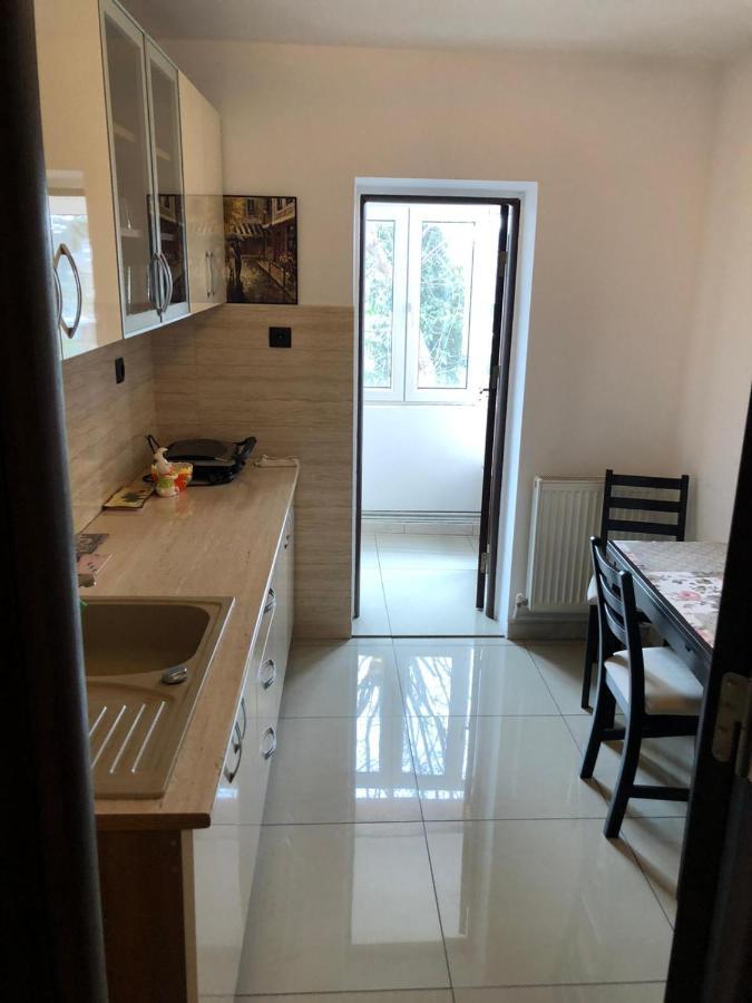 Page2 Apartament Targoviste Exteriér fotografie